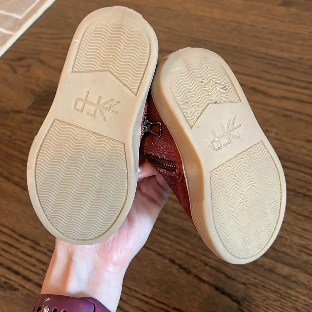 Freshly Picked Maroon Suede Boots - Size 5 - Picture 2 of 2